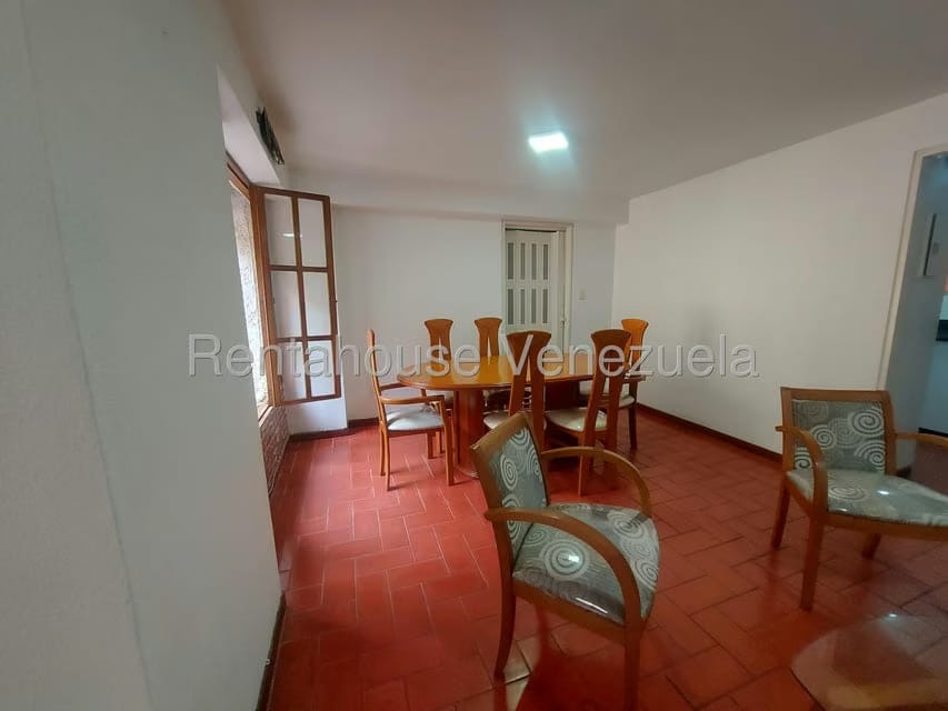 Apartamento (1 Nivel) en Alquiler en La Urbina, Distrito Metropolitano - 10