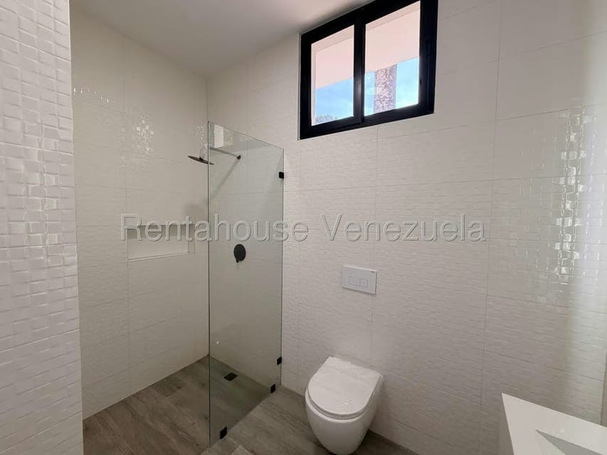 Casa (Duplex) en Venta en Country Club, Distrito Metropolitano - 52
