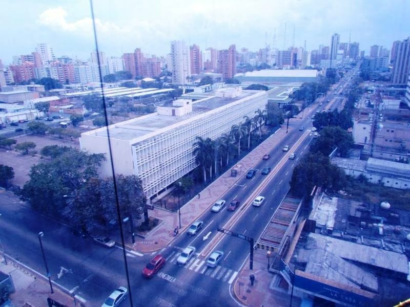 Comercial (Oficina) en Venta en 5 de Julio, Zulia - 56