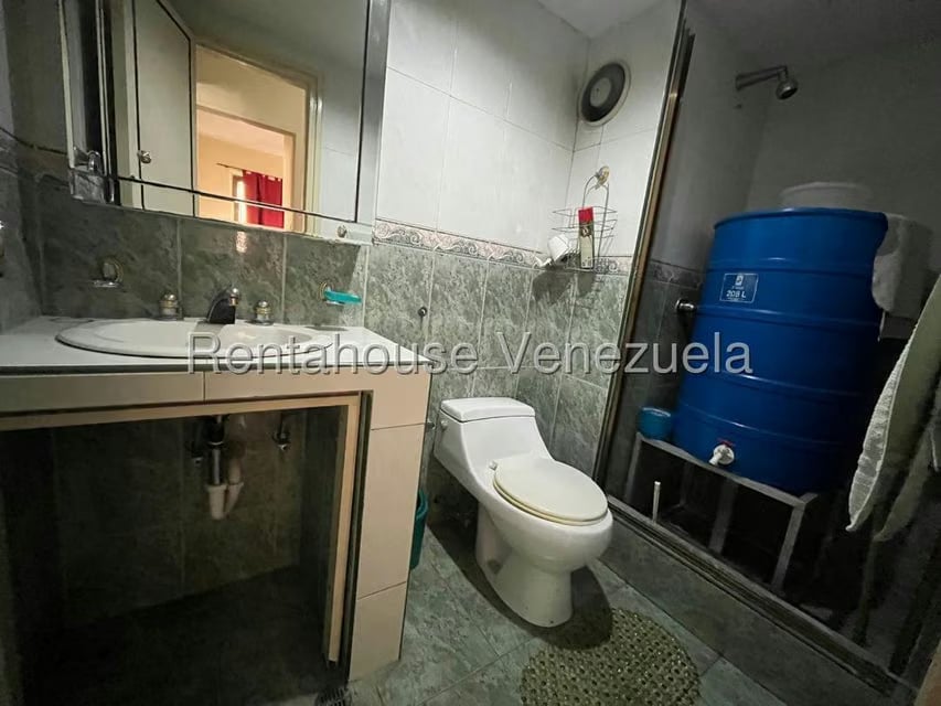 Apartamento (1 Nivel) en Alquiler en Montalban III, Distrito Metropolitano - 16