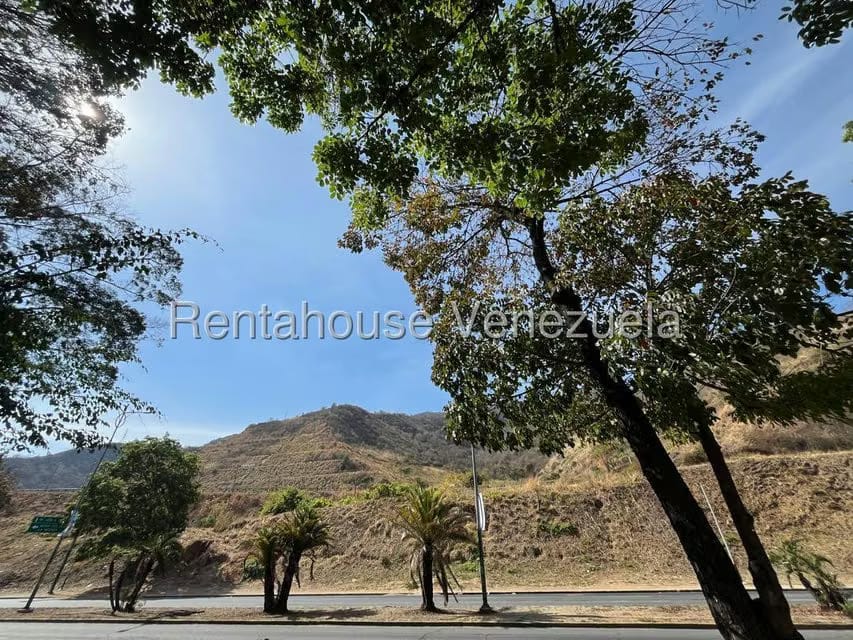 Apartamento (1 Nivel) en Alquiler en Montalban III, Distrito Metropolitano - 17