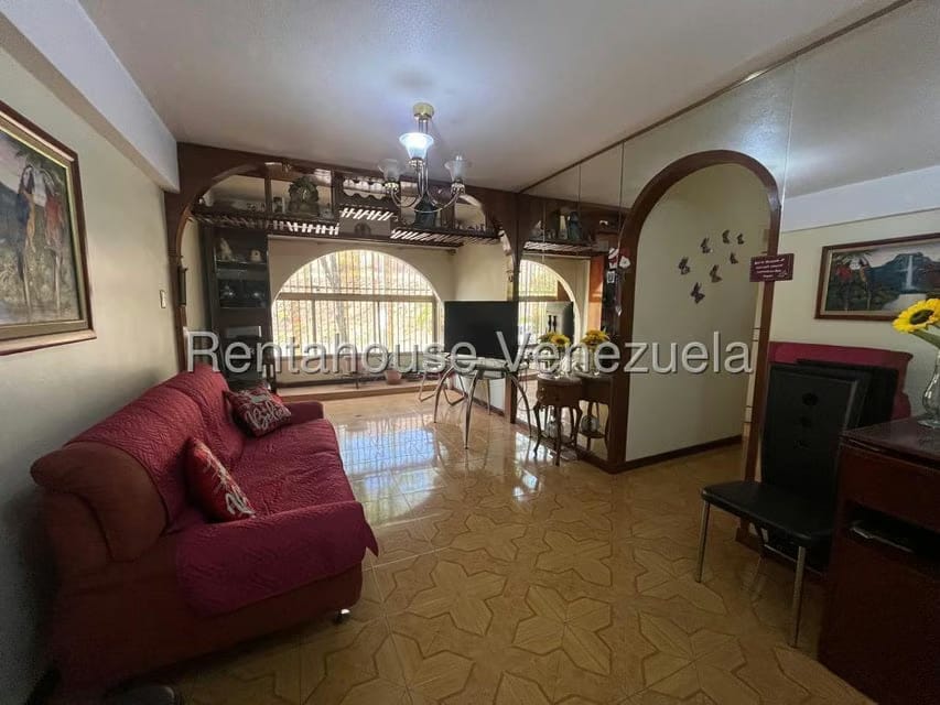 Apartamento (1 Nivel) en Alquiler en Montalban III, Distrito Metropolitano - 4