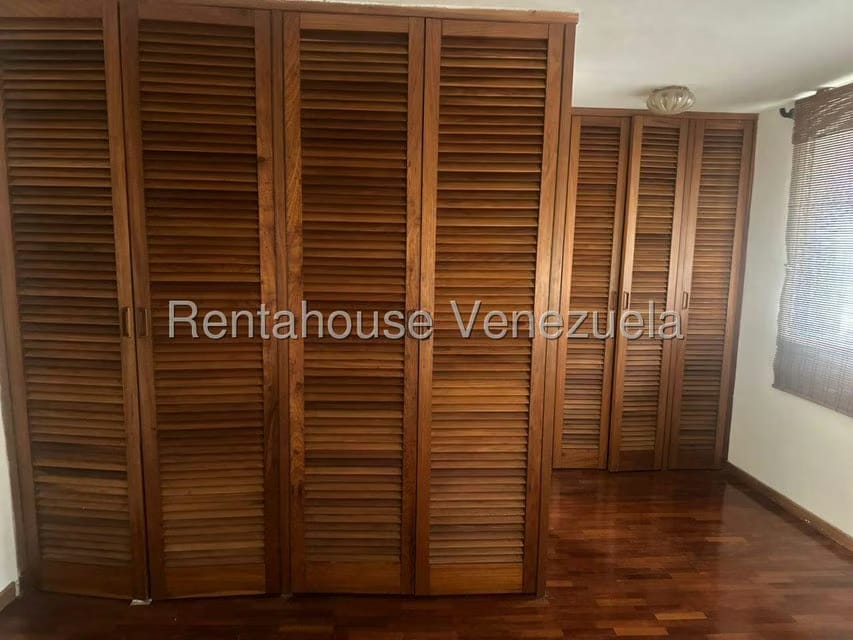 Apartamento (1 Nivel) en Venta en Santa Monica, Distrito Metropolitano - 13