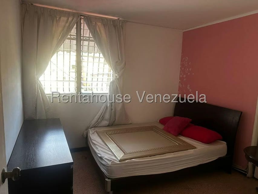 Apartamento (1 Nivel) en Venta en Santa Monica, Distrito Metropolitano - 10