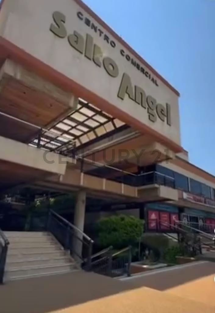 Alquiler de Local Comercial en Centro Comercial Salto Angel