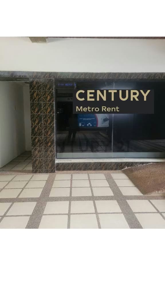 Alquiler de Local Comercial en Centro Comercial Salto Angel - 2