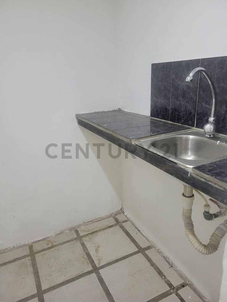 Alquiler de Local Comercial en Centro Comercial Salto Angel - 7