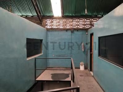 Galpon en venta en la Zona Industrial Turumo AH - 9