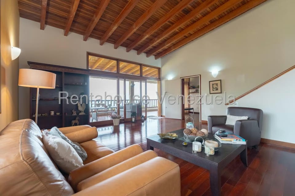 Casa (Multipes Niveles) en Venta en Oripoto, Distrito Metropolitano - 30