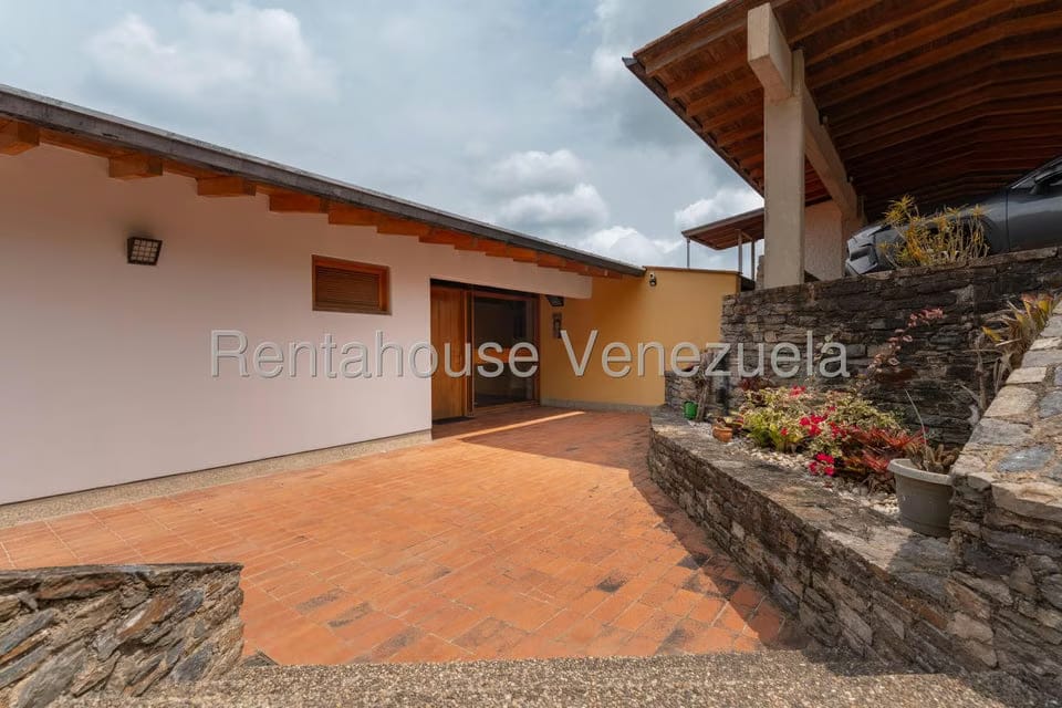 Casa (Multipes Niveles) en Venta en Oripoto, Distrito Metropolitano - 47