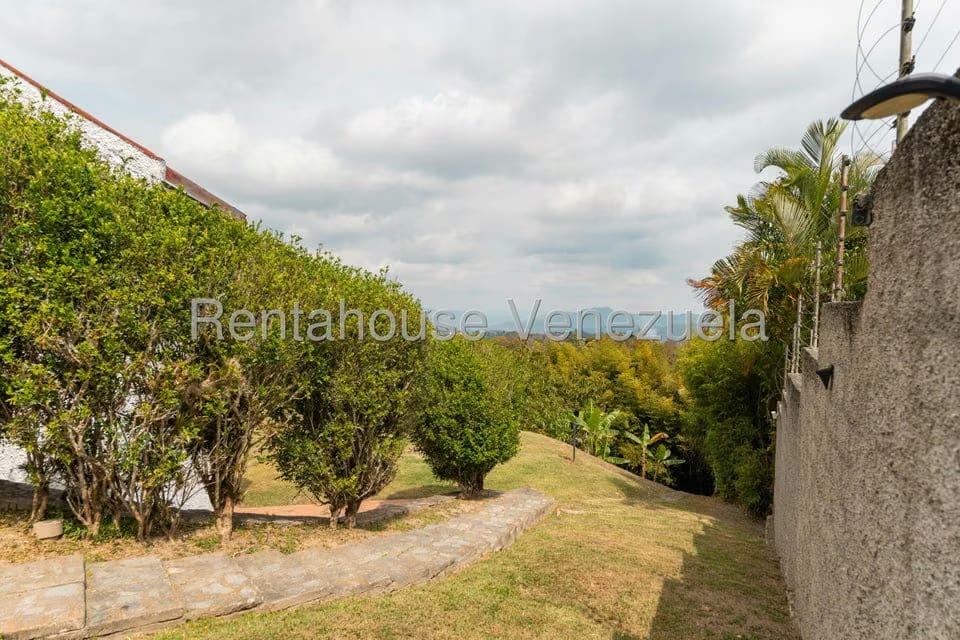 Casa (Multipes Niveles) en Venta en Oripoto, Distrito Metropolitano - 10