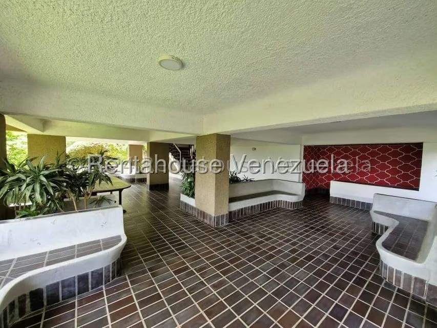 Apartamento (1 Nivel) en Alquiler en La Tahona, Distrito Metropolitano - 38