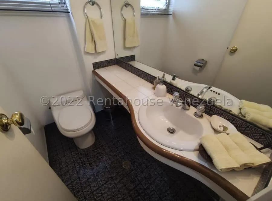 Casa en Venta en Cumbres de Curumo Caracas - 15