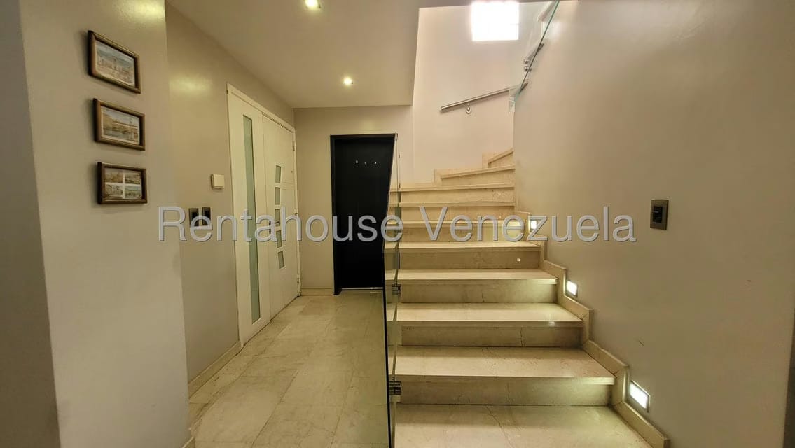 Casa (1 Nivel) en Alquiler en Ciudad Roca, Lara - 30