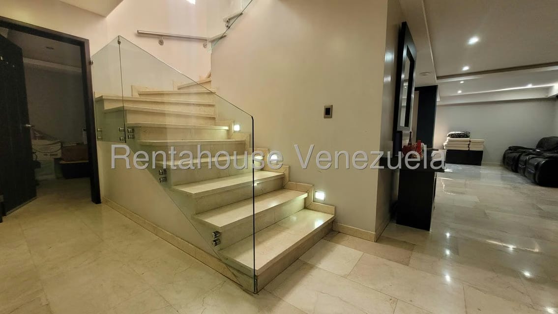 Casa (1 Nivel) en Alquiler en Ciudad Roca, Lara - 31