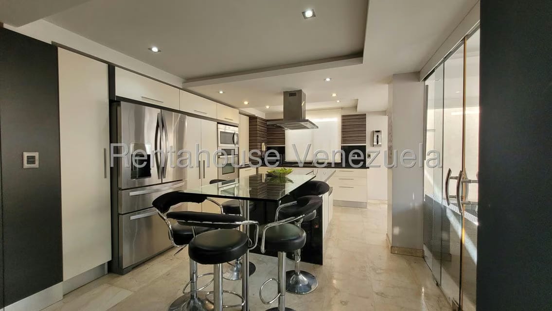 Casa (1 Nivel) en Alquiler en Ciudad Roca, Lara - 9