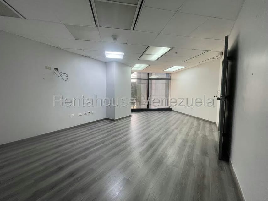 Comercial (Oficina) en Alquiler en El Rosal, Distrito Metropolitano - 9