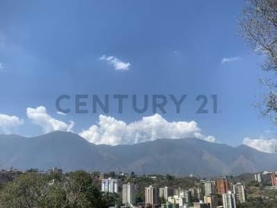 Terreno de 2.053m2 en Venta en Cerro Verde