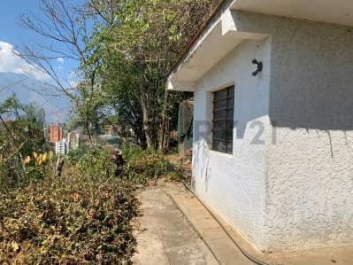 Terreno de 2.053m2 en Venta en Cerro Verde - 10