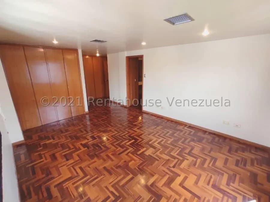 Apartamento en Venta en La Florida Caracas - 4