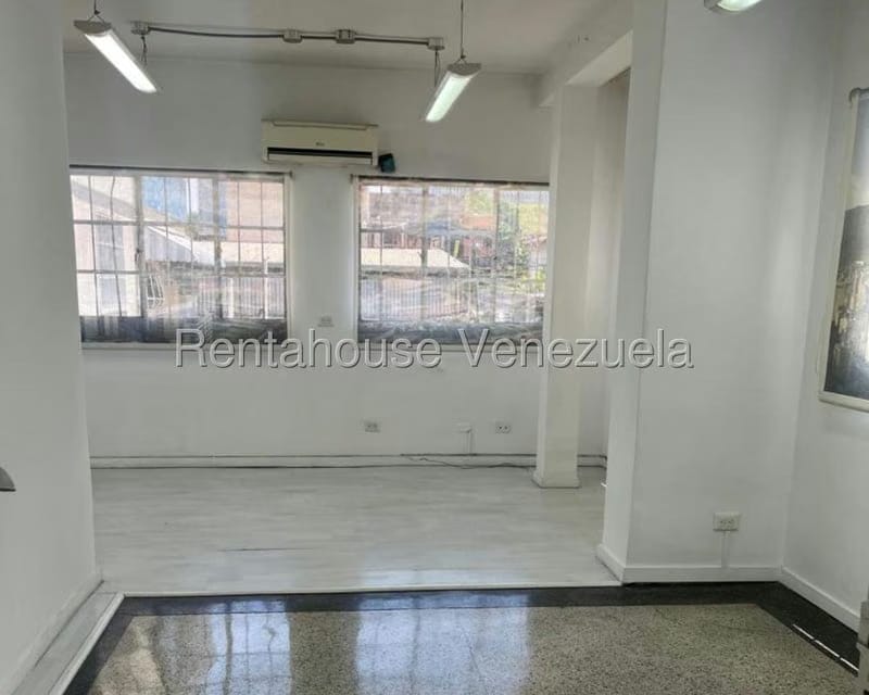 Comercial (Local Comercial) en Alquiler en Altamira, Distrito Metropolitano - 11