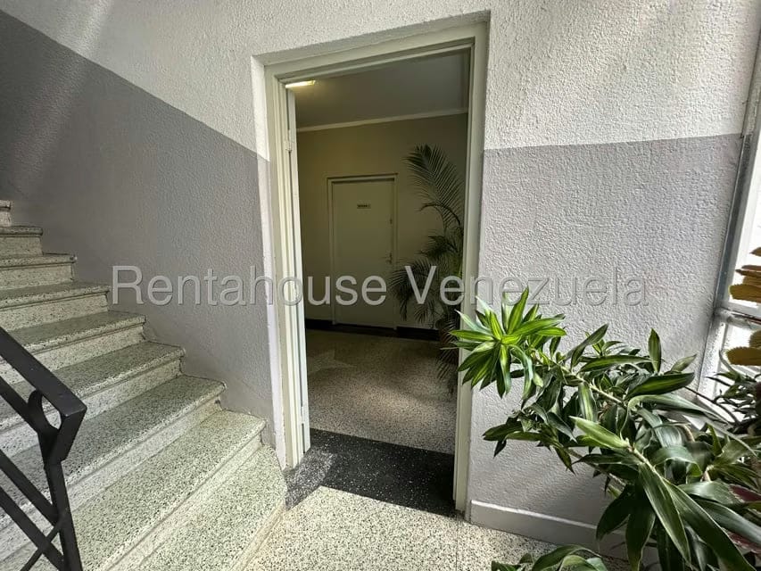 Comercial (Local Comercial) en Alquiler en Altamira, Distrito Metropolitano - 14