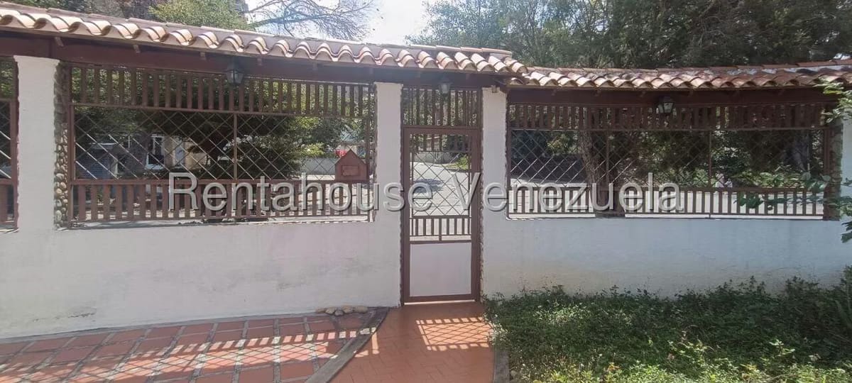 Casa (Duplex) en Venta en Santa Monica, Distrito Metropolitano - 2