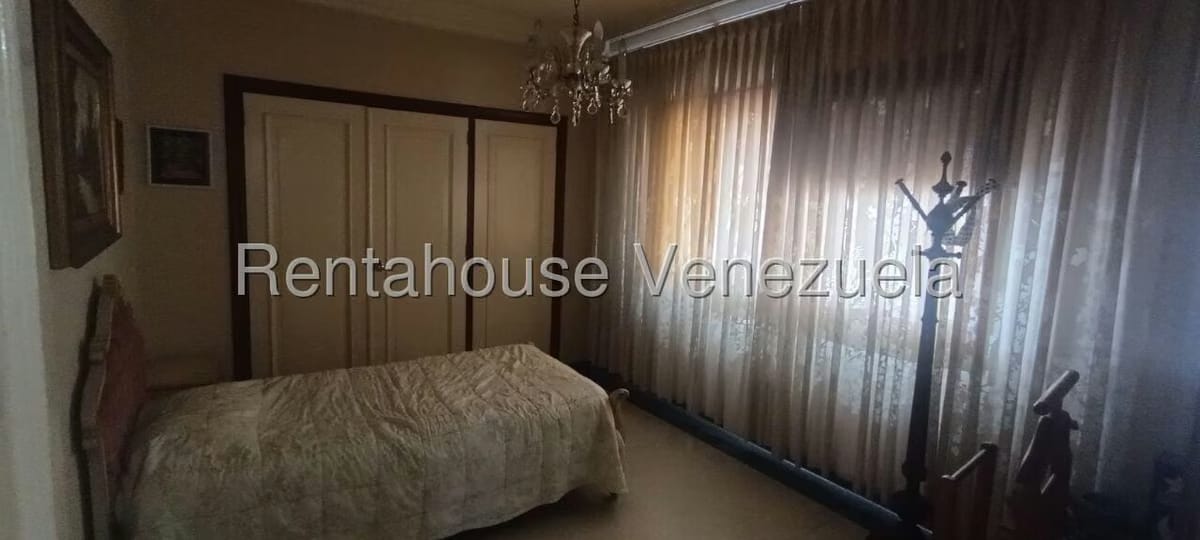 Casa (Duplex) en Venta en Santa Monica, Distrito Metropolitano - 17