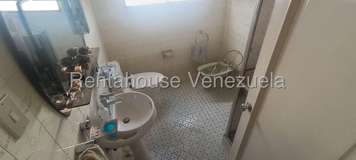 Casa (Duplex) en Venta en Santa Monica, Distrito Metropolitano - 19