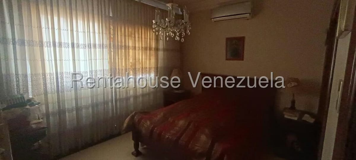 Casa (Duplex) en Venta en Santa Monica, Distrito Metropolitano - 20