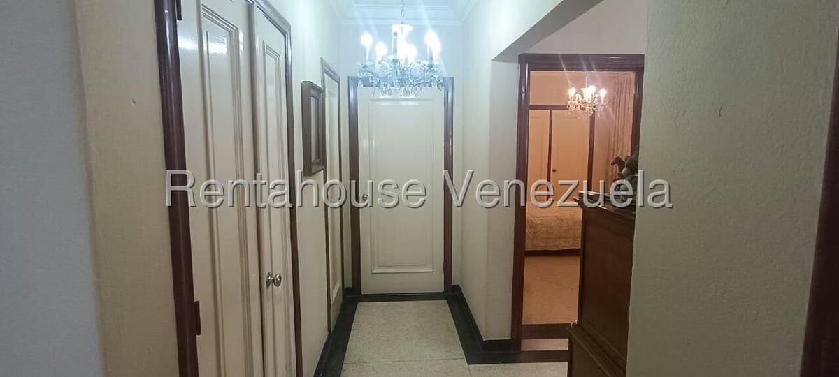 Casa (Duplex) en Venta en Santa Monica, Distrito Metropolitano - 24