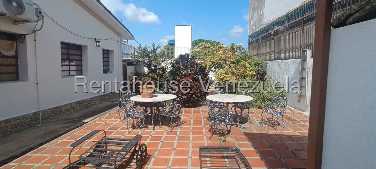 Casa (Duplex) en Venta en Santa Monica, Distrito Metropolitano - 49