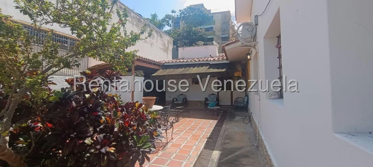 Casa (Duplex) en Venta en Santa Monica, Distrito Metropolitano - 50