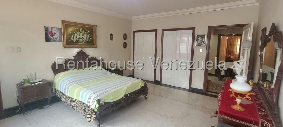 Casa (Duplex) en Venta en Santa Monica, Distrito Metropolitano - 53