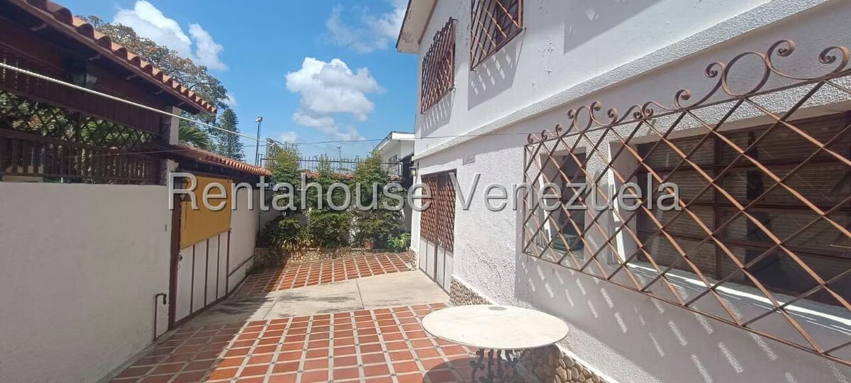Casa (Duplex) en Venta en Santa Monica, Distrito Metropolitano - 58