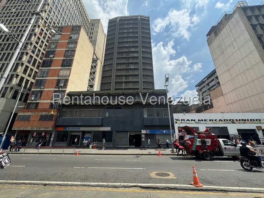 Comercial (Oficina) en Alquiler en Parroquia Catedral, Distrito Metropolitano