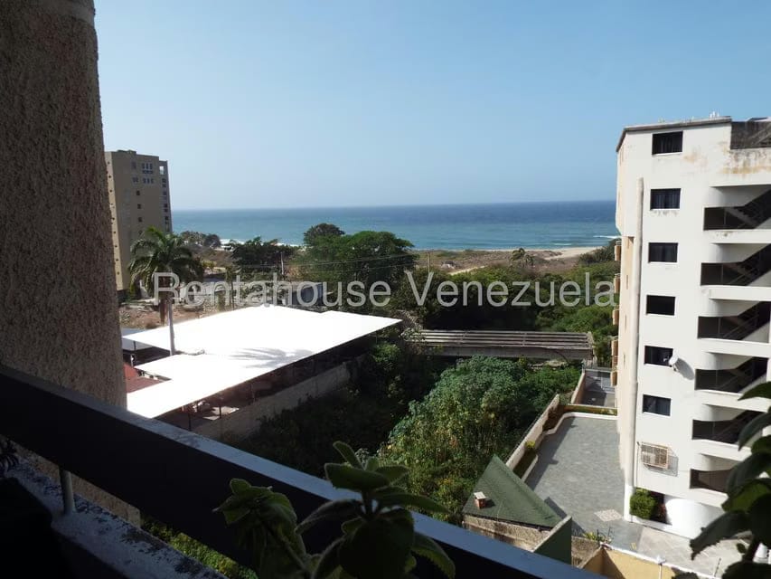 Apartamento (1 Nivel) en Venta en Tanaguarena, Vargas - 13