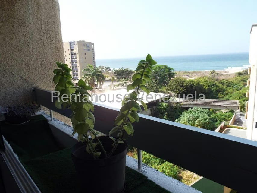 Apartamento (1 Nivel) en Venta en Tanaguarena, Vargas - 14