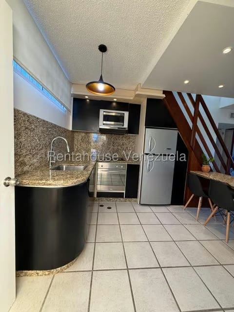 Apartamento (1 Nivel) en Venta en Porlamar, Nueva Esparta - 2