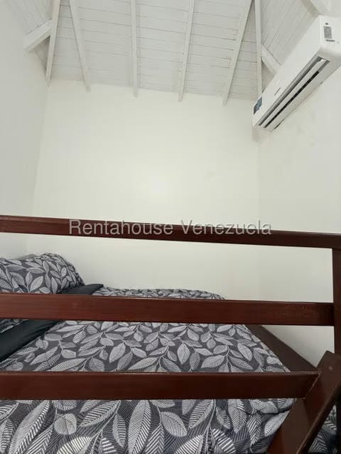 Apartamento (1 Nivel) en Venta en Porlamar, Nueva Esparta - 3