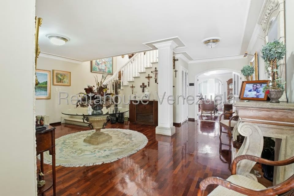 Casa (Duplex) en Venta en Los Naranjos del Cafetal, Distrito Metropolitano - 13