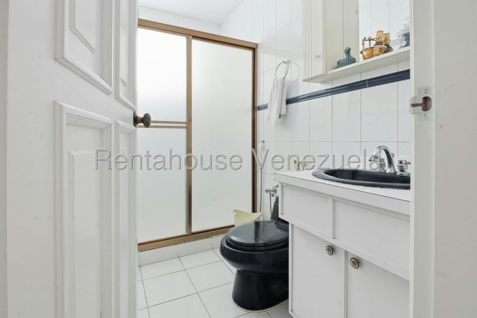 Casa (Duplex) en Venta en Los Naranjos del Cafetal, Distrito Metropolitano - 21