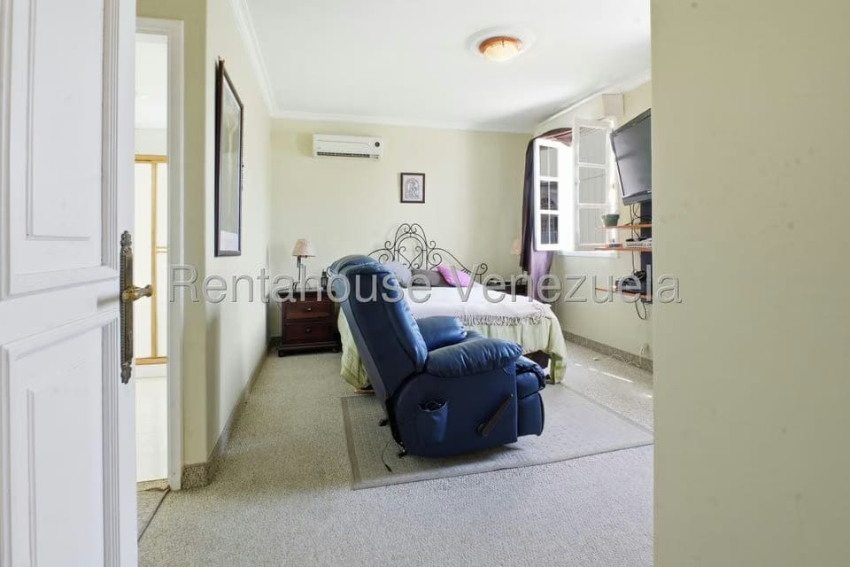 Casa (Duplex) en Venta en Los Naranjos del Cafetal, Distrito Metropolitano - 29