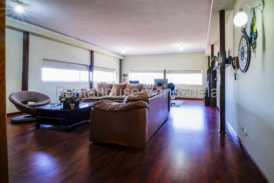 Casa (Duplex) en Venta en Los Naranjos del Cafetal, Distrito Metropolitano - 38