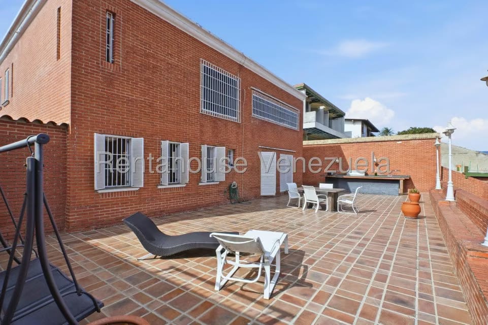 Casa (Duplex) en Venta en Los Naranjos del Cafetal, Distrito Metropolitano - 5