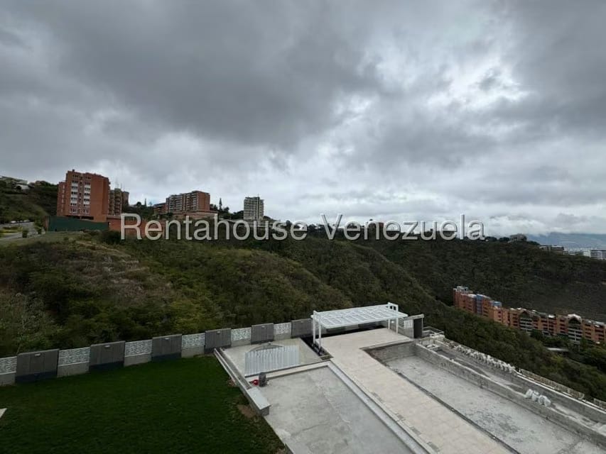 Apartamento (Duplex) en Venta en Mirador de Los Campitos I, Distrito Metropolitano - 23