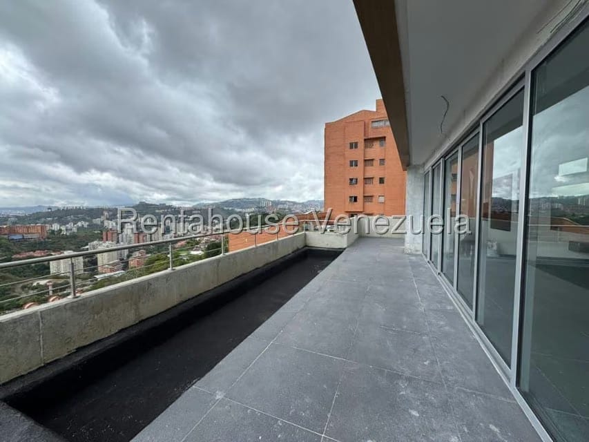 Apartamento (Duplex) en Venta en Mirador de Los Campitos I, Distrito Metropolitano - 28