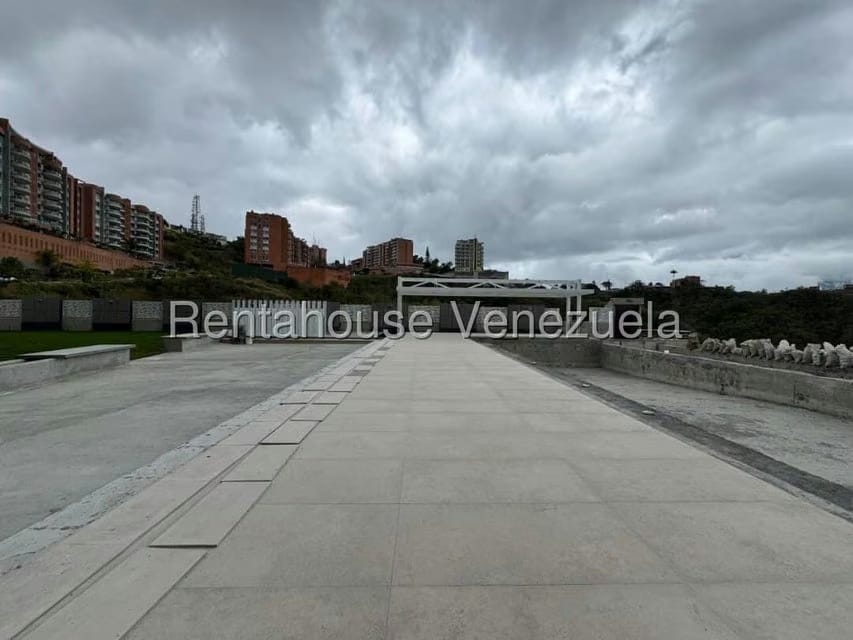 Apartamento (Duplex) en Venta en Mirador de Los Campitos I, Distrito Metropolitano - 33