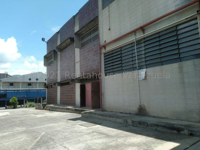 Comercial (Edificio) en Venta en Guarenas, Miranda - 2