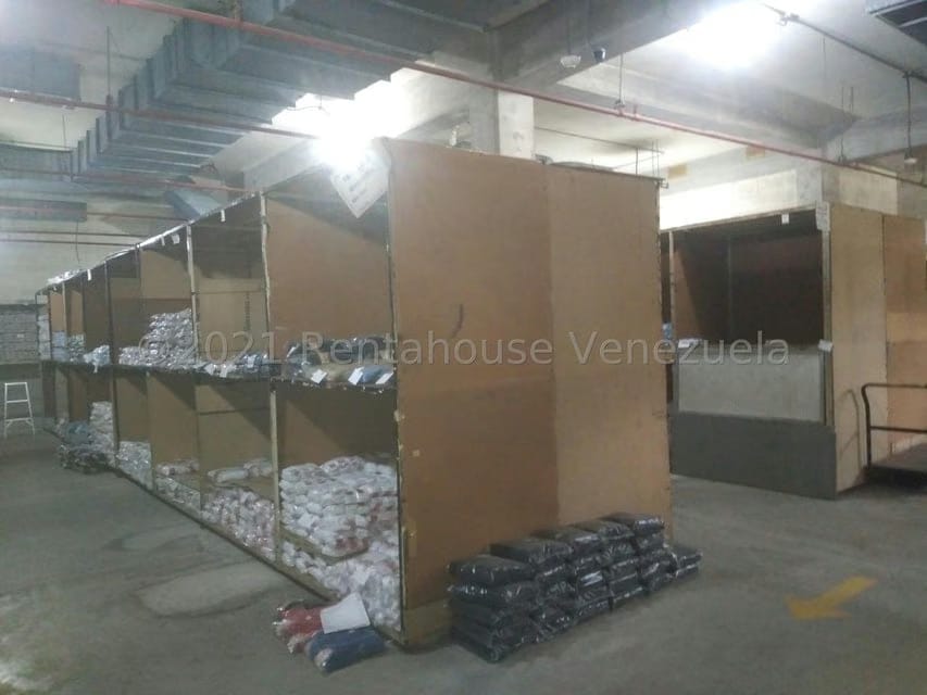 Comercial (Edificio) en Venta en Guarenas, Miranda - 11